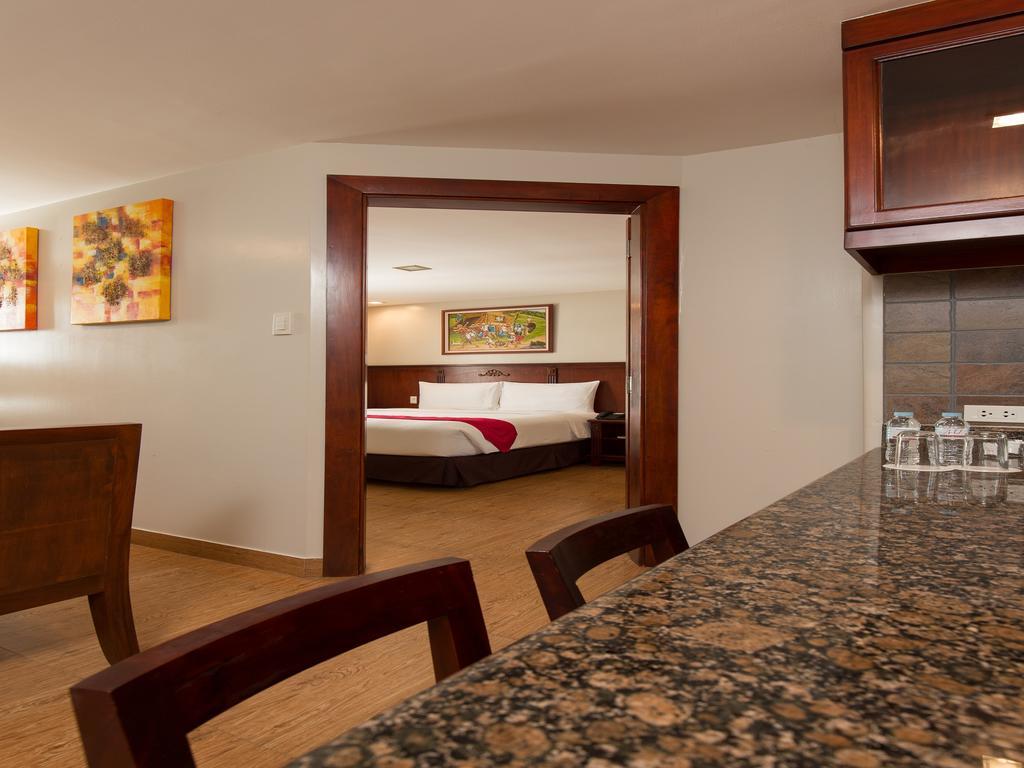 Mj Hotel And Suites Cebu Eksteriør billede